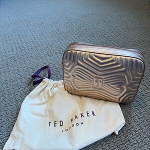 Ted Baker Quilted Crossbody Bag - Rose gold